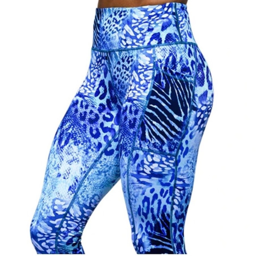 Constantly Varied Gear Teal Blue Wild Thing Capri Leggings